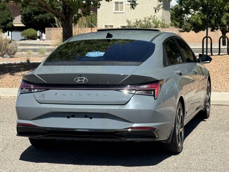 Photo 7 of this HYUNDAI ELANTRA HYBRID