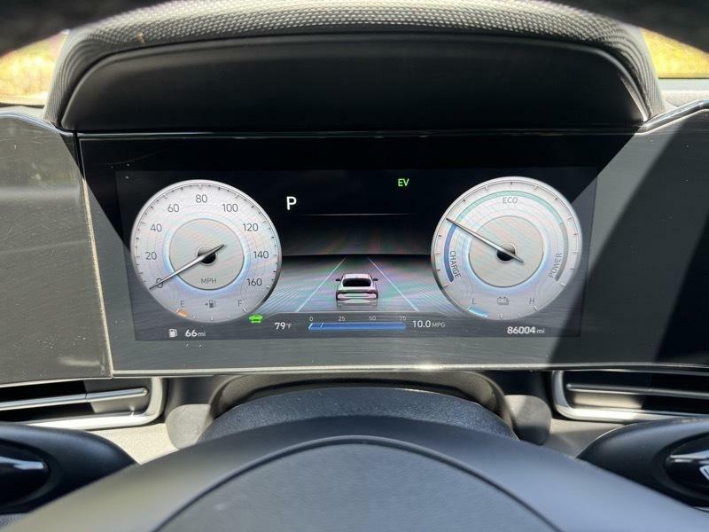 Photo 28 of this HYUNDAI ELANTRA HYBRID