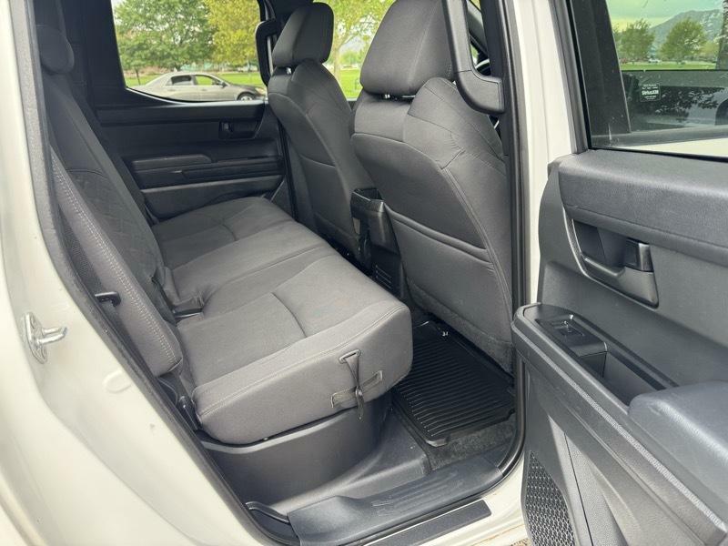 Photo 12 of this TOYOTA TACOMA 4WD