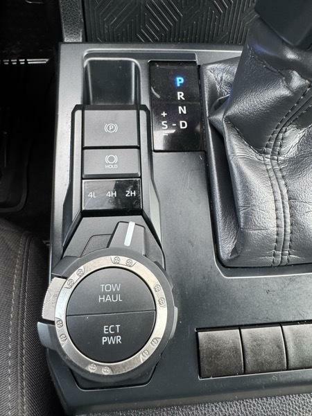 Photo 25 of this TOYOTA TACOMA 4WD
