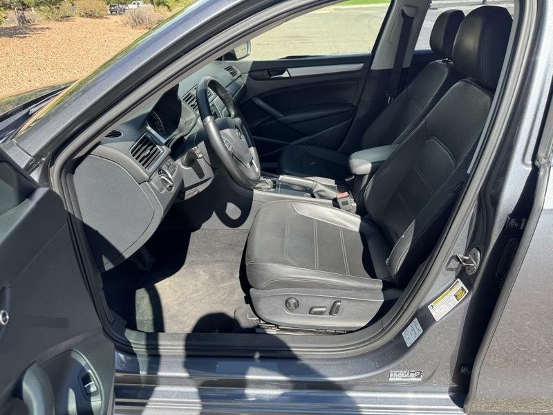Photo 17 of this VOLKSWAGEN PASSAT