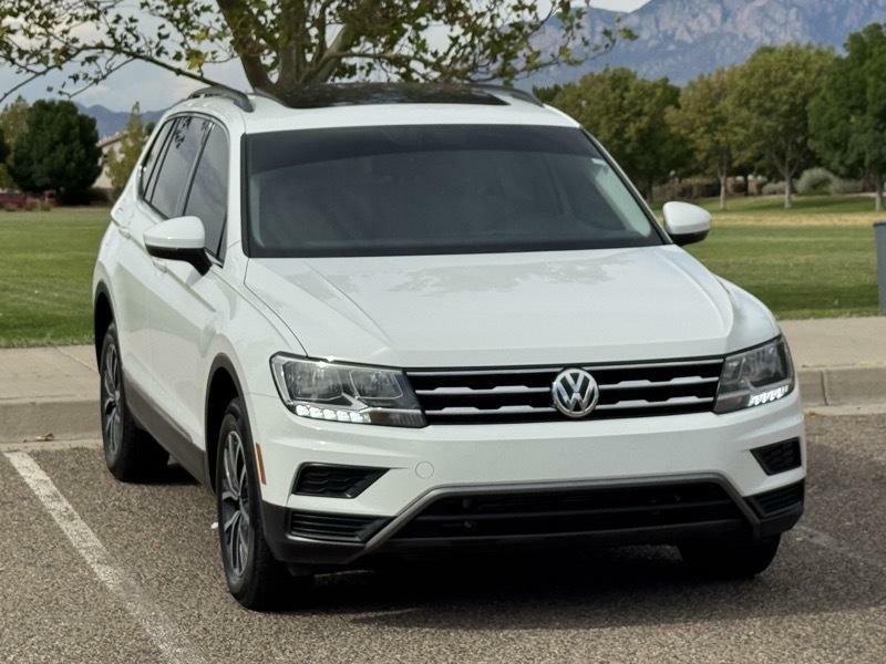 Photo 2 of this VOLKSWAGEN TIGUAN