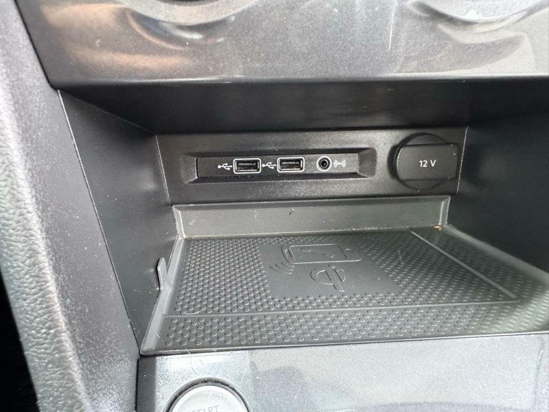 Photo 20 of this VOLKSWAGEN TIGUAN