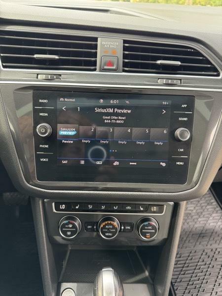 Photo 21 of this VOLKSWAGEN TIGUAN