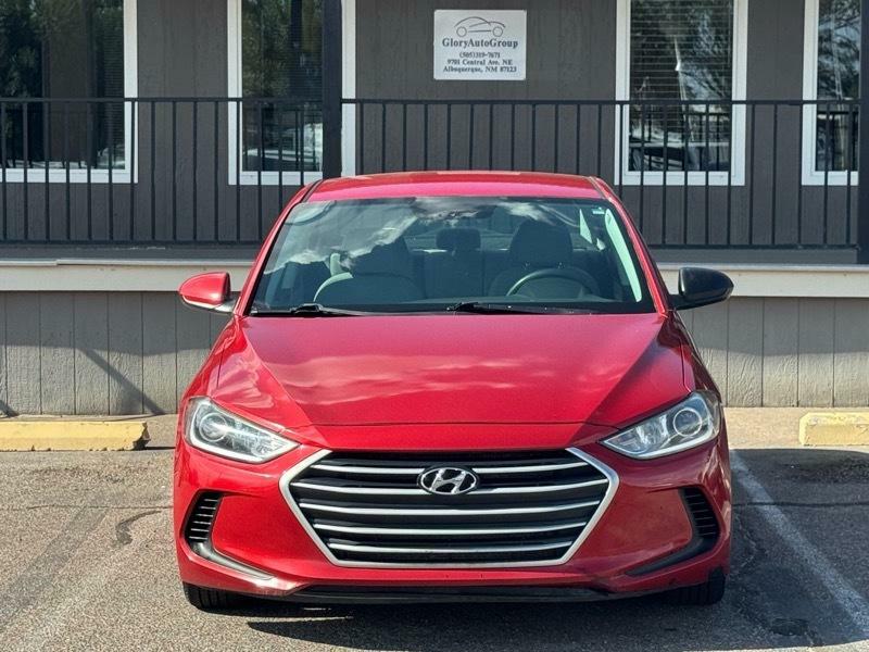 Photo 3 of this HYUNDAI ELANTRA