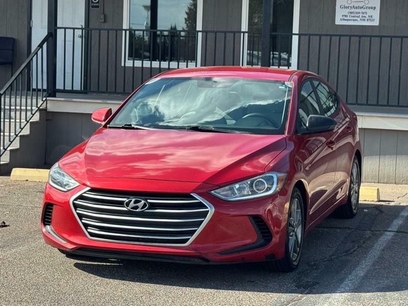 Photo 4 of this HYUNDAI ELANTRA