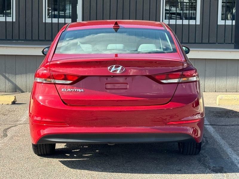 Photo 6 of this HYUNDAI ELANTRA