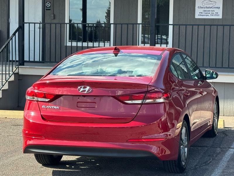 Photo 7 of this HYUNDAI ELANTRA