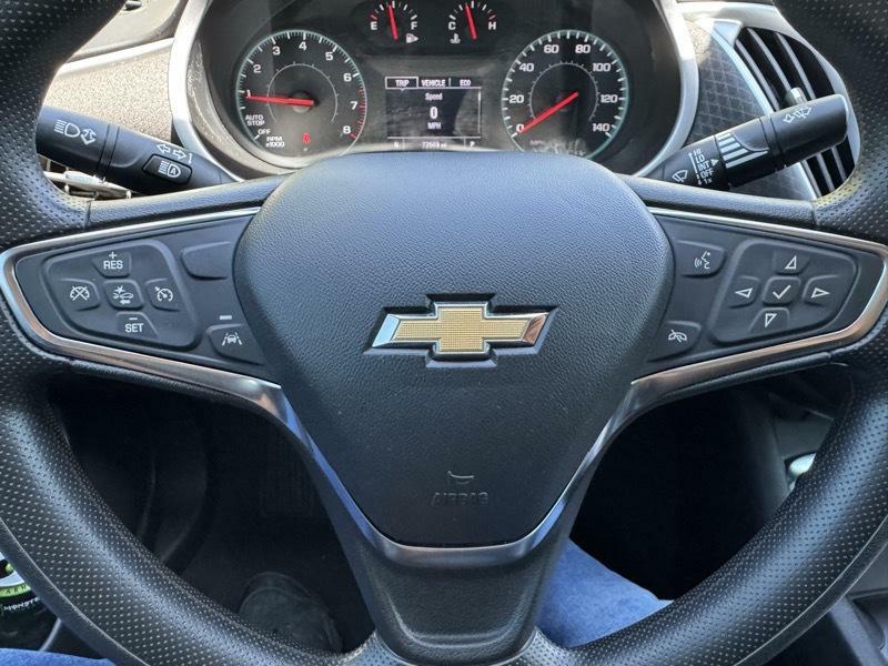 Photo 23 of this CHEVROLET MALIBU
