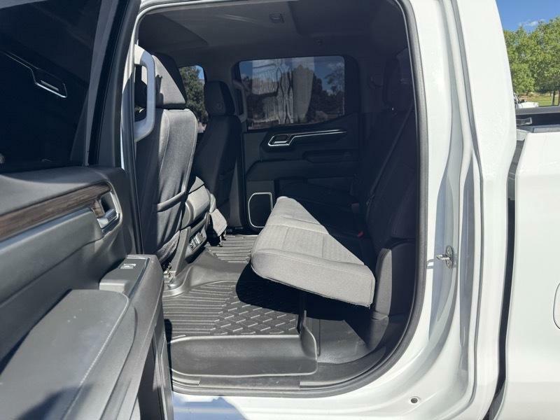 Photo 16 of this CHEVROLET SILVERADO 1500