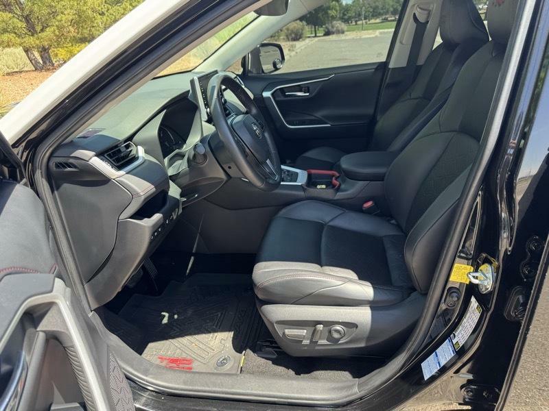 Photo 20 of this TOYOTA RAV4