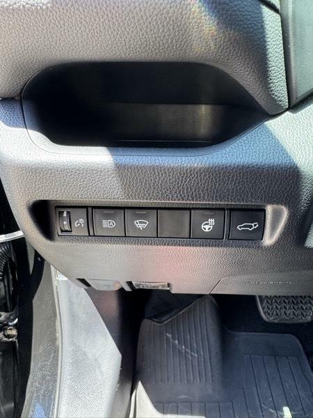 Photo 22 of this TOYOTA RAV4