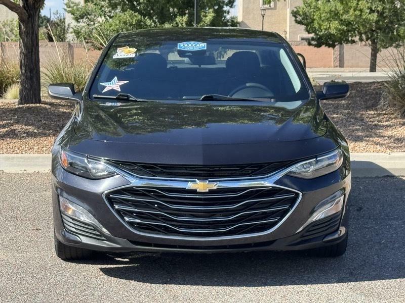 Photo 2 of this CHEVROLET MALIBU