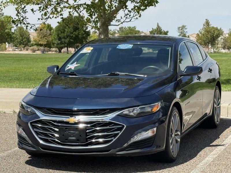 Photo 4 of this CHEVROLET MALIBU