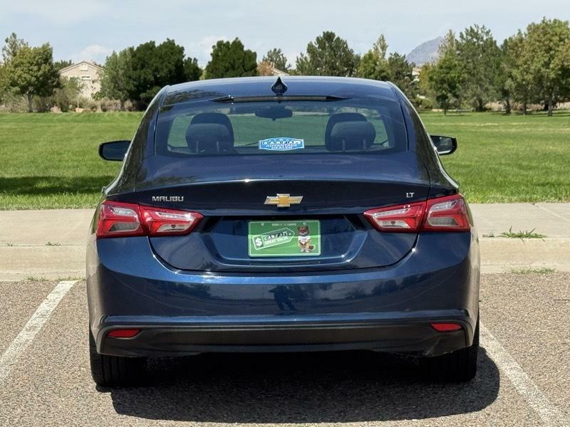 Photo 6 of this CHEVROLET MALIBU