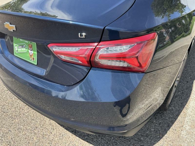 Photo 8 of this CHEVROLET MALIBU