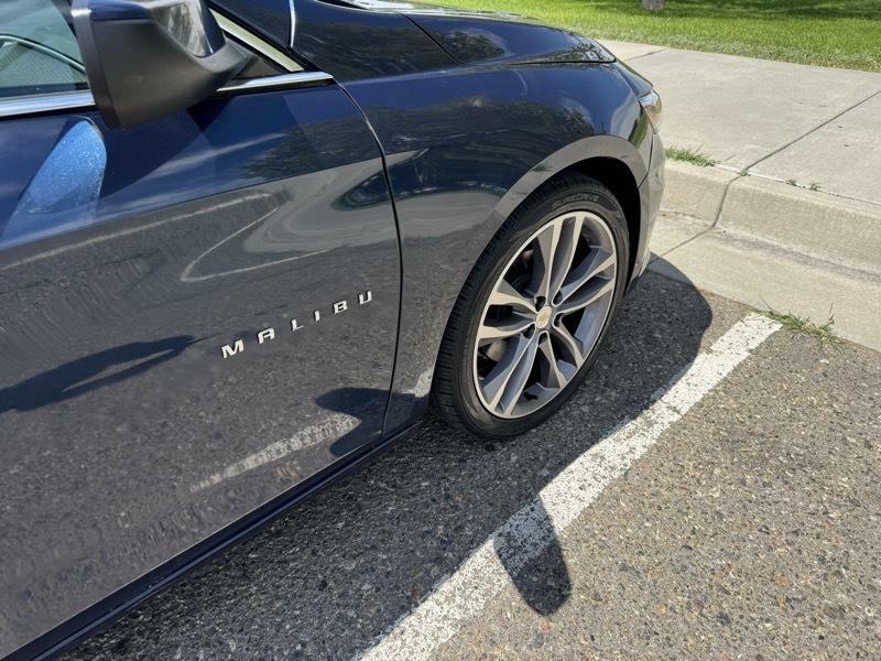 Photo 9 of this CHEVROLET MALIBU