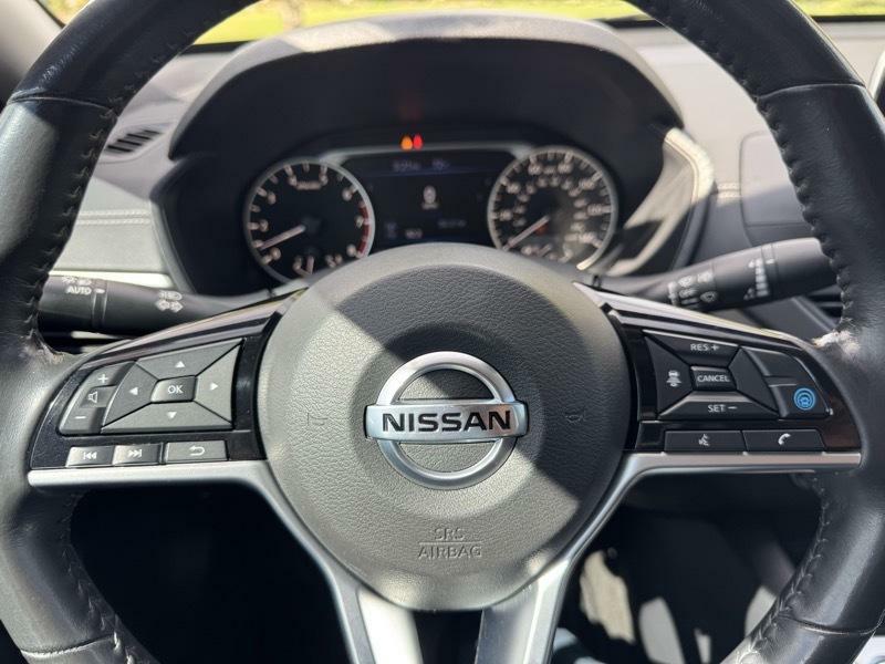 Photo 26 of this NISSAN ALTIMA