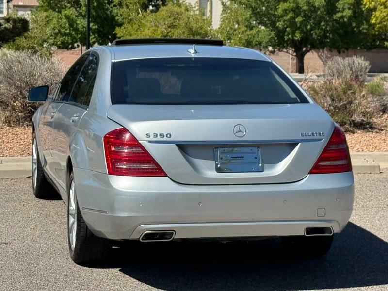 Photo 5 of this MERCEDES-BENZ S-CLASS