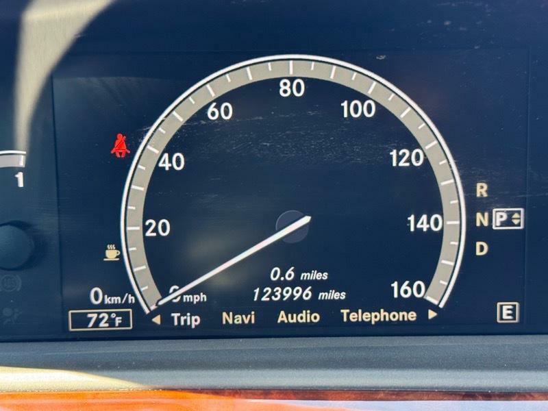 Photo 29 of this MERCEDES-BENZ S-CLASS