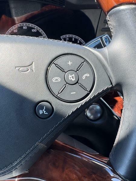 Photo 30 of this MERCEDES-BENZ S-CLASS