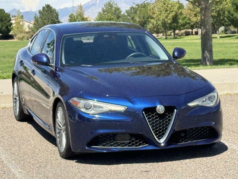 Photo 2 of this ALFA ROMEO GIULIA