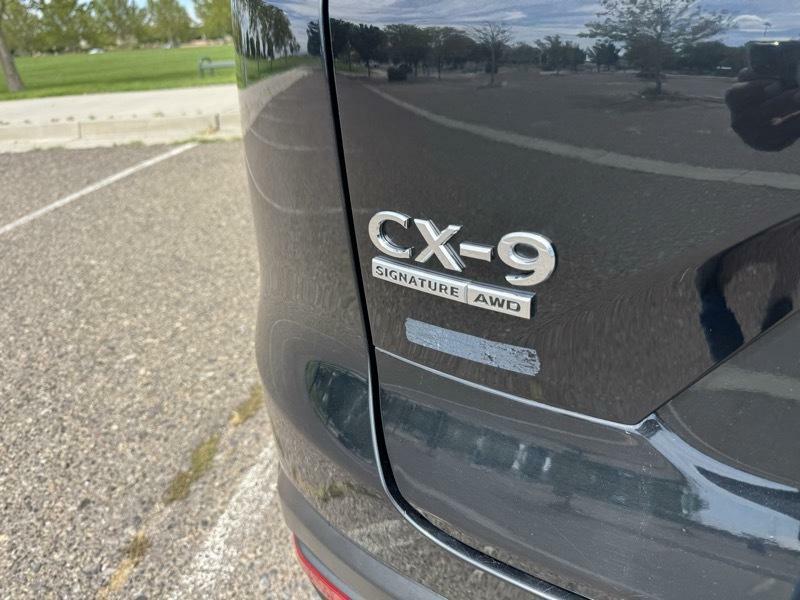 Photo 8 of this MAZDA CX-9