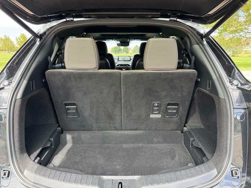 Photo 21 of this MAZDA CX-9