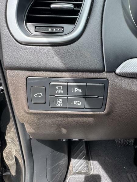 Photo 26 of this MAZDA CX-9