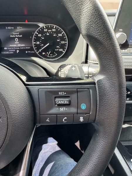 Photo 26 of this NISSAN ROGUE