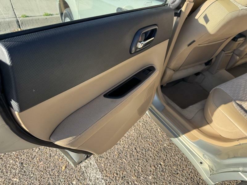 Photo 18 of this SUBARU FORESTER (NATL)