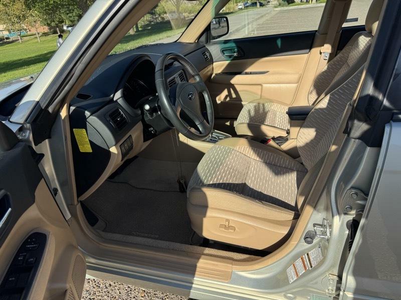 Photo 19 of this SUBARU FORESTER (NATL)