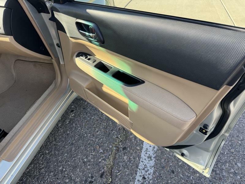 Photo 12 of this SUBARU FORESTER (NATL)