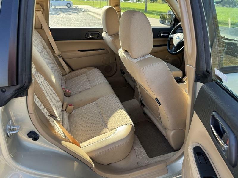 Photo 13 of this SUBARU FORESTER (NATL)