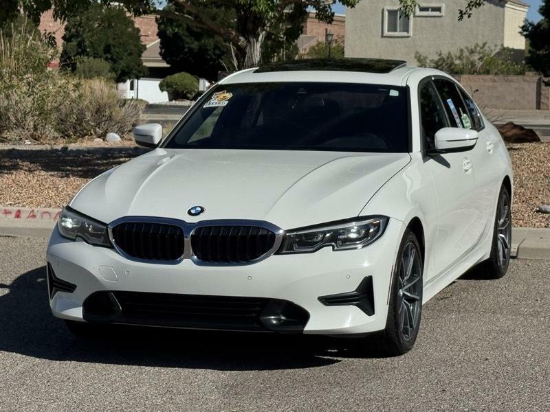 Photo 4 of this BMW 330I
