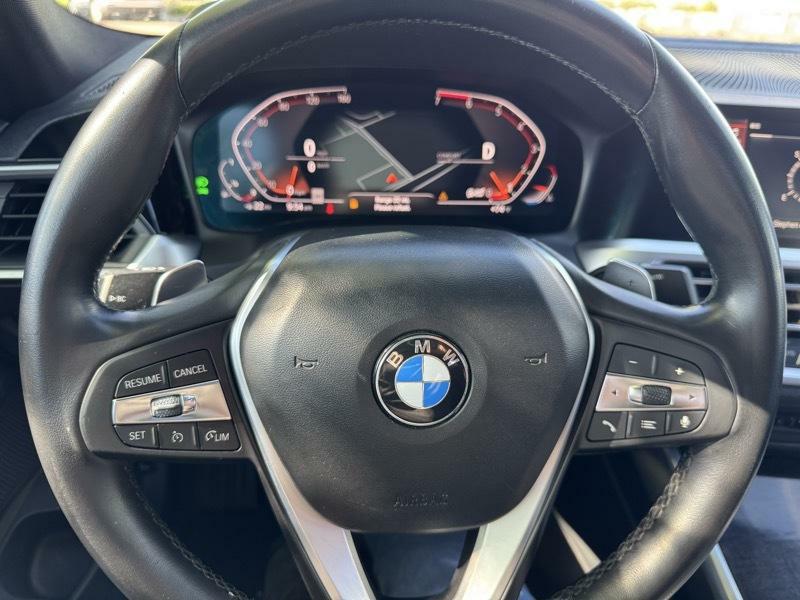 Photo 24 of this BMW 330I
