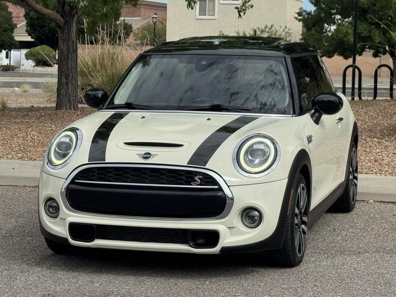 Photo 4 of this MINI HARDTOP 2 DOOR
