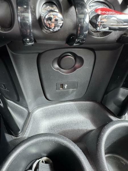 Photo 20 of this MINI HARDTOP 2 DOOR