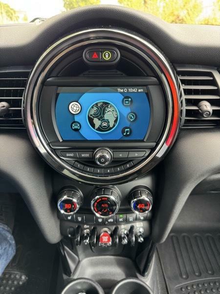 Photo 21 of this MINI HARDTOP 2 DOOR