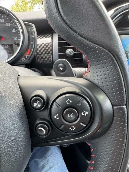 Photo 24 of this MINI HARDTOP 2 DOOR