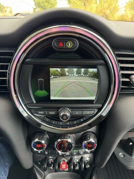 Photo 28 of this MINI HARDTOP 2 DOOR