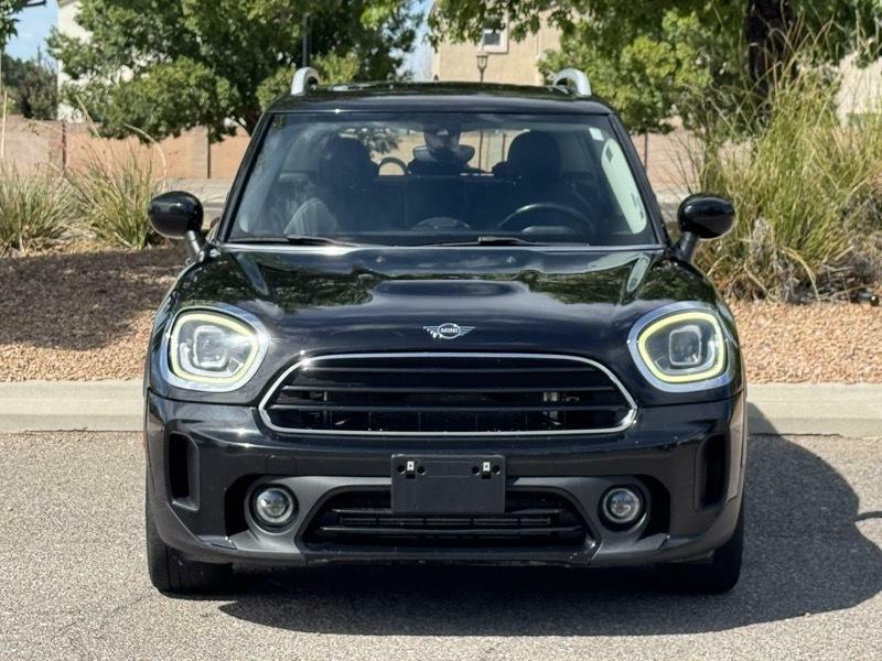 Photo 3 of this MINI COUNTRYMAN