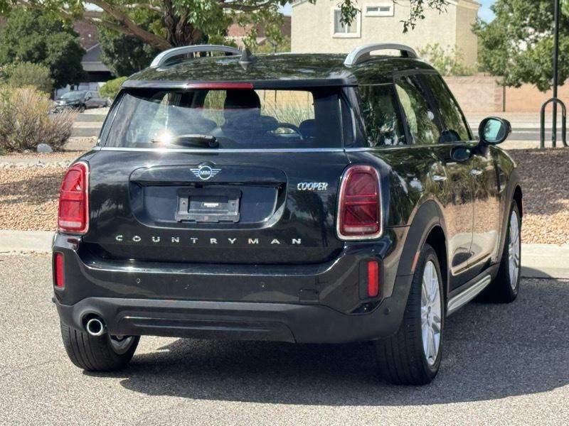 Photo 7 of this MINI COUNTRYMAN