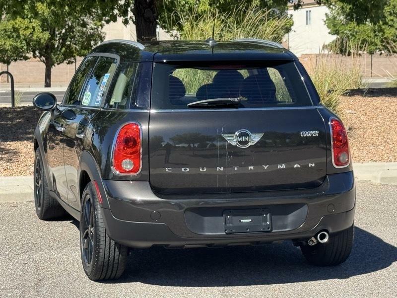 Photo 5 of this MINI COOPER COUNTRYM