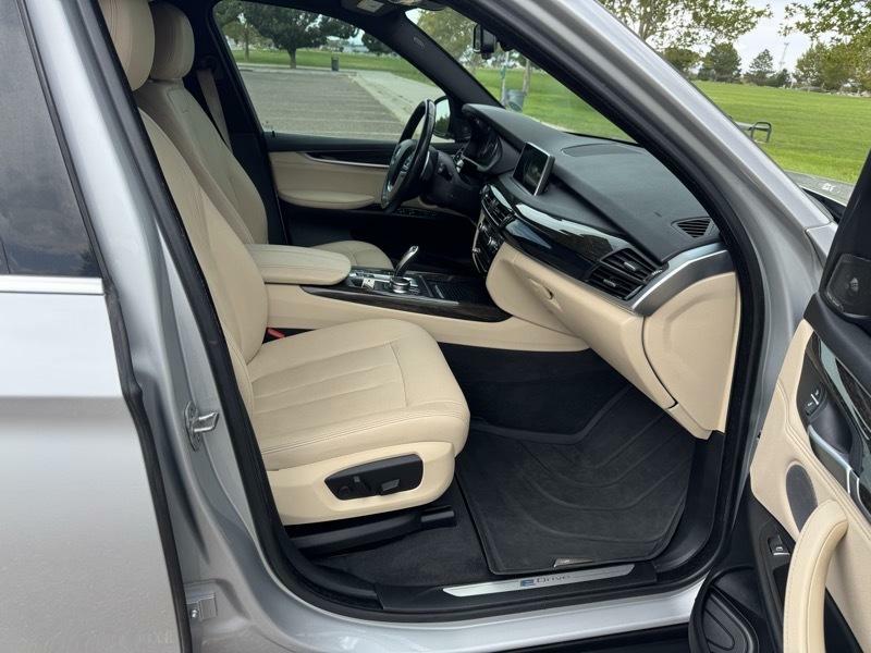 Photo 10 of this BMW X5