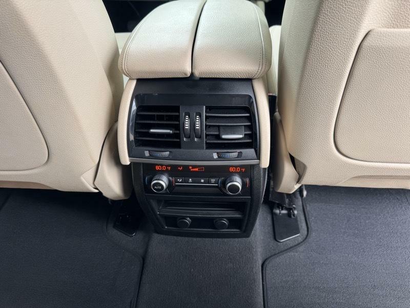 Photo 15 of this BMW X5