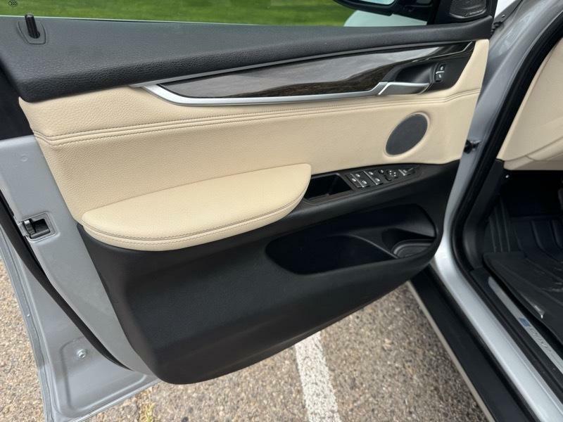 Photo 21 of this BMW X5