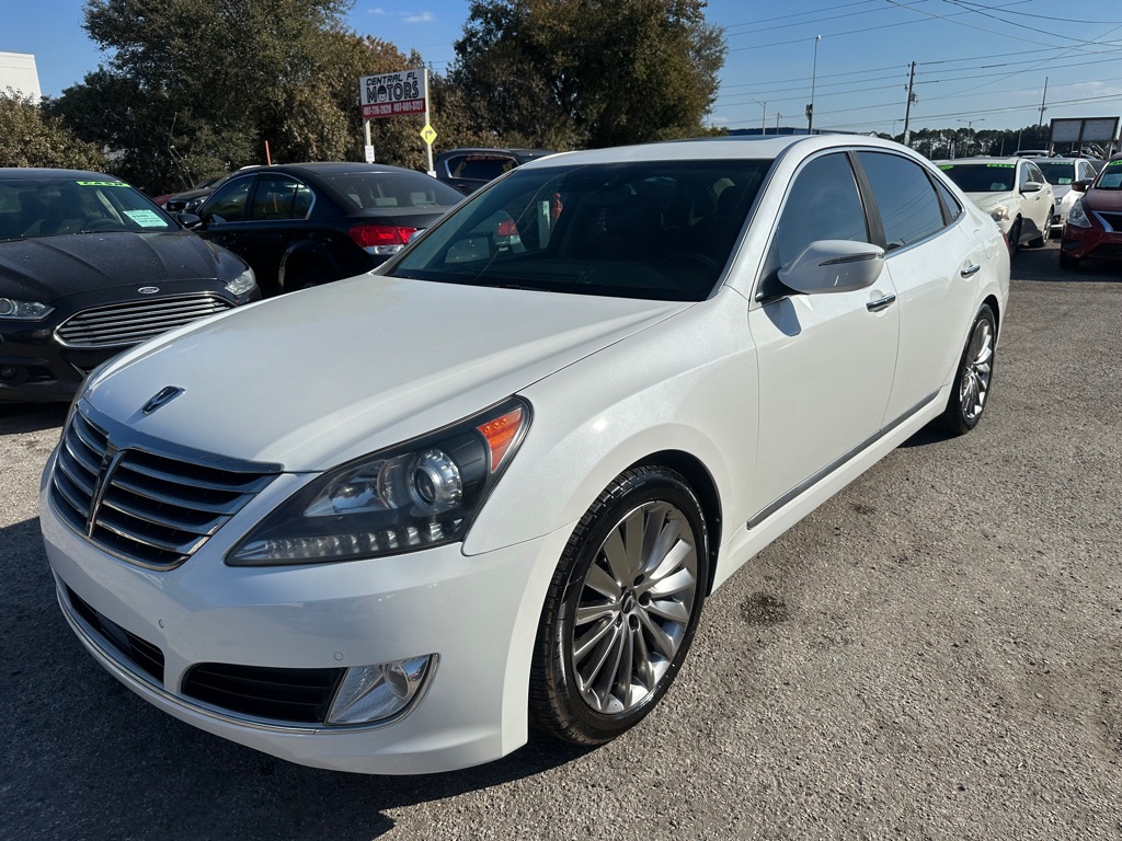 Hyundai Equus Signature RWD