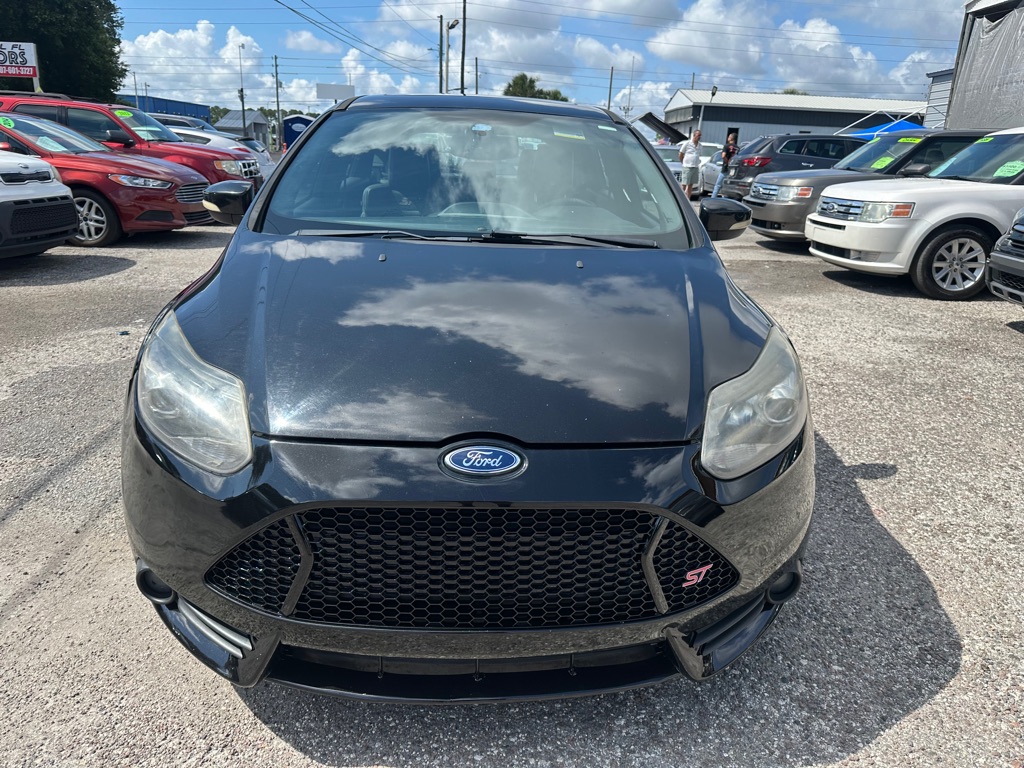 Photo 2 of this FORD FOCUS