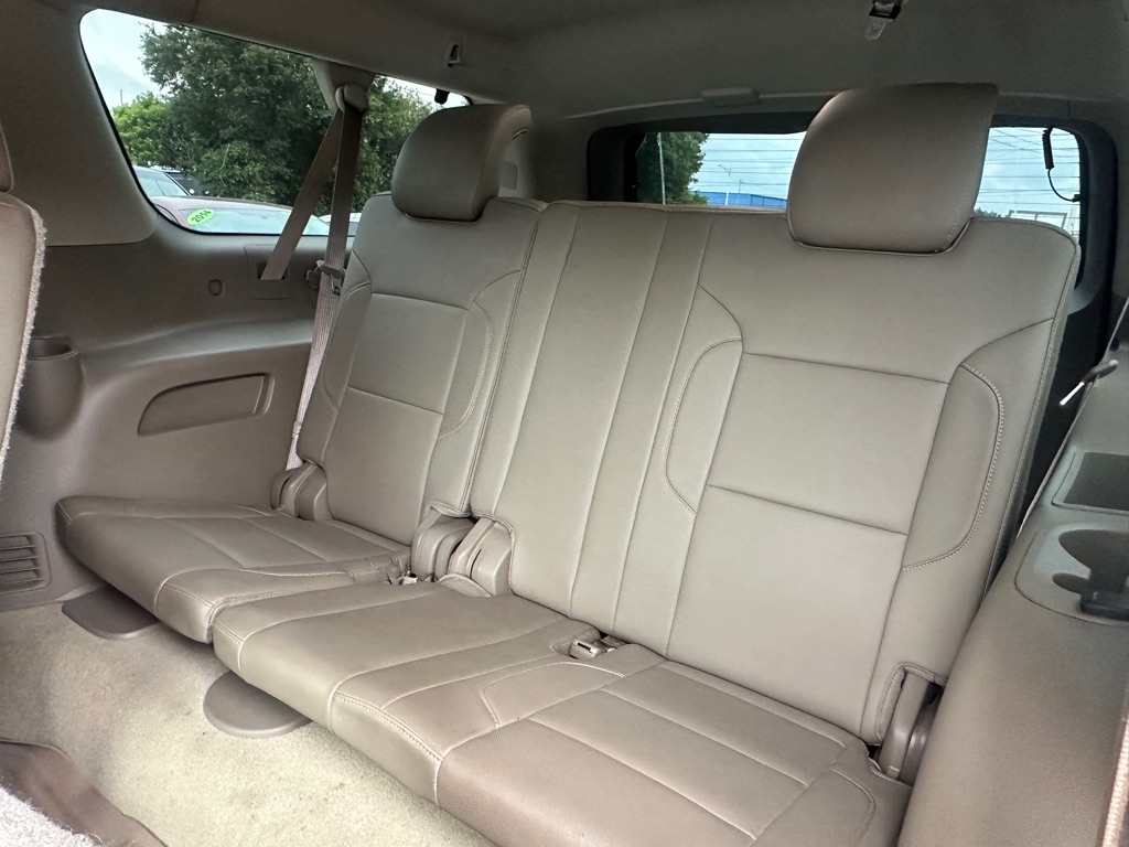 Photo 16 of this GMC YUKON XL